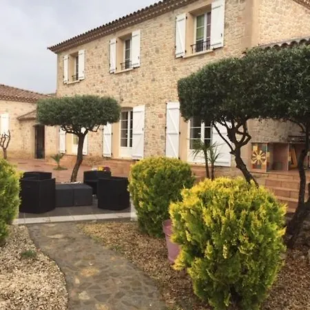 Captivating 2-Bed Cottage Garden & Pool In Sauve Ferienhaus