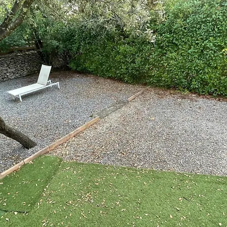 Captivating 2-Bed Cottage Garden & Pool In Sauve Sauve